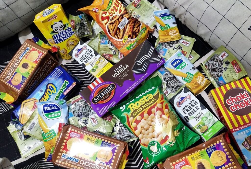 impor snack
