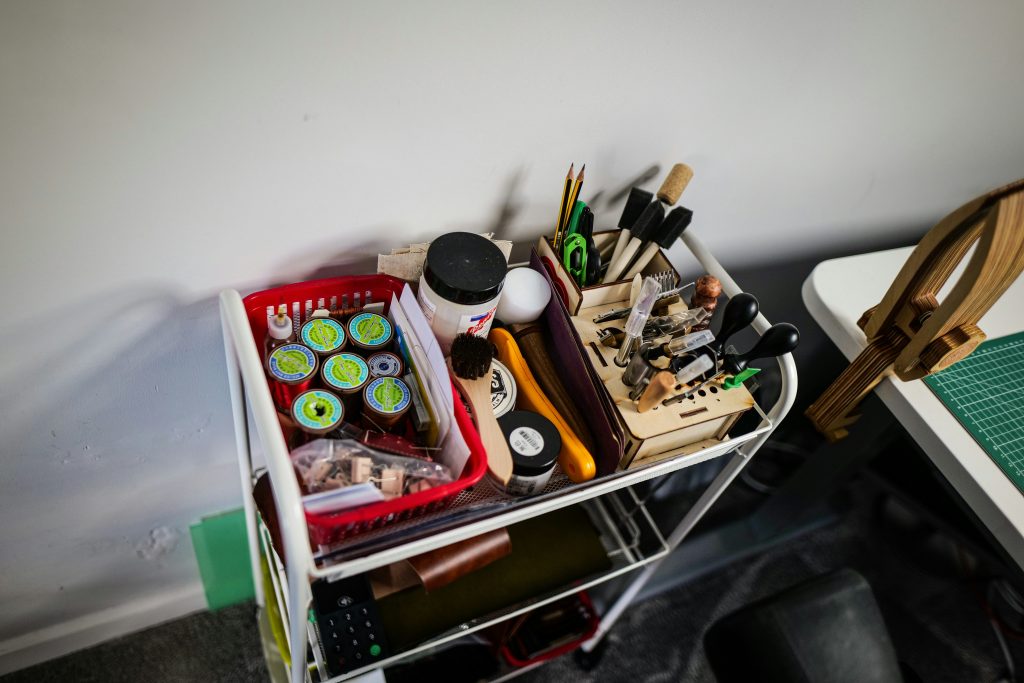 Ilustrasi bahan produksi