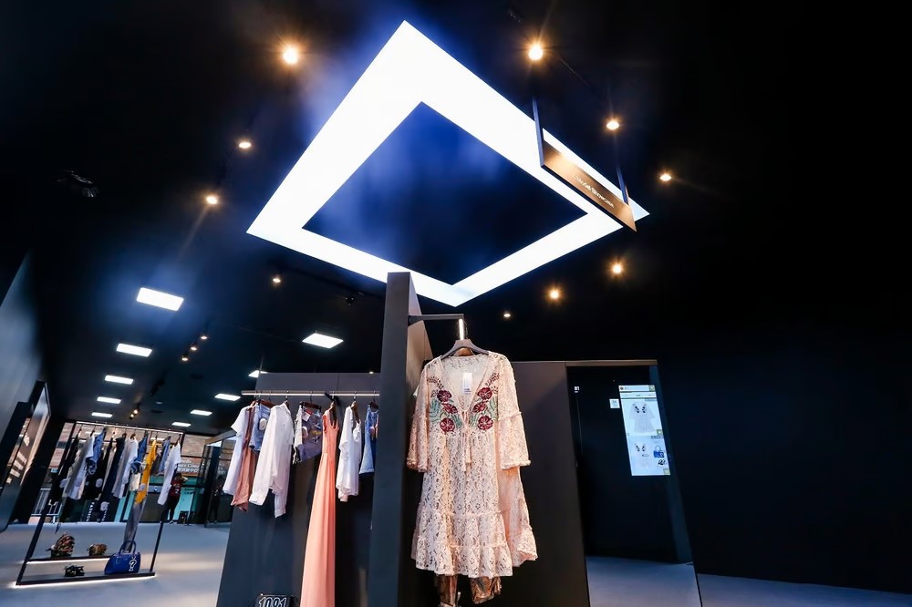 Fashion untuk jualan di Tiktok
