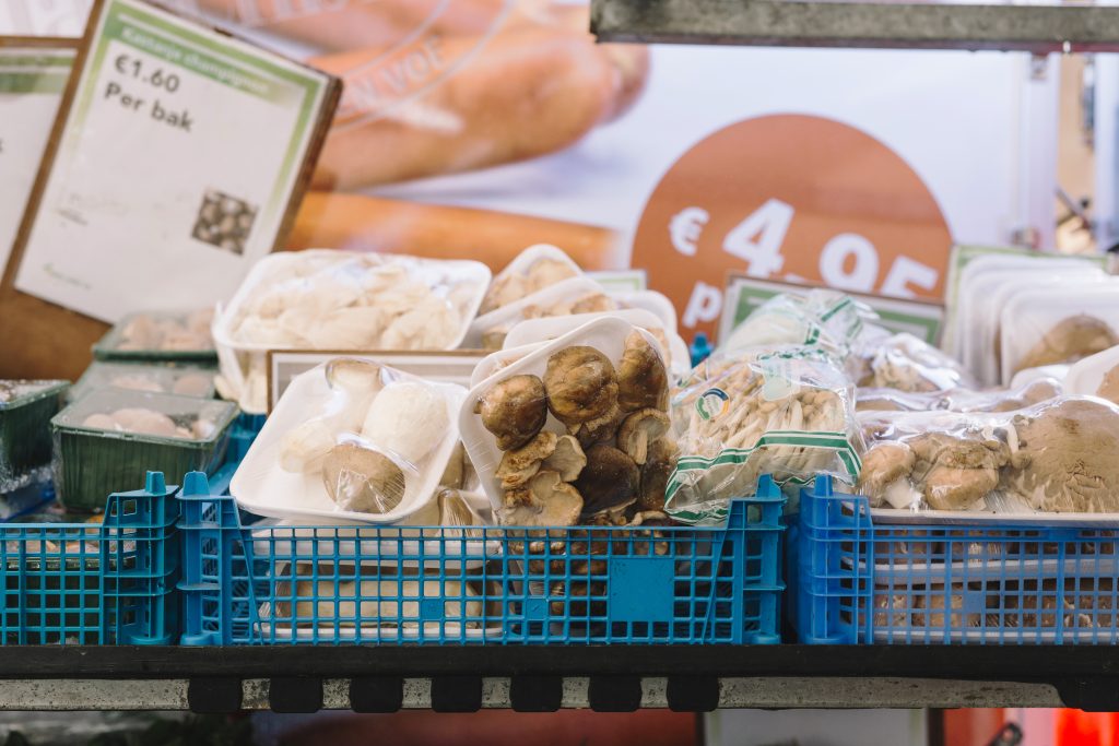 Ekspor Makanan Cepat Basi? Simak Cara Aman Biar Nggak Rugi!