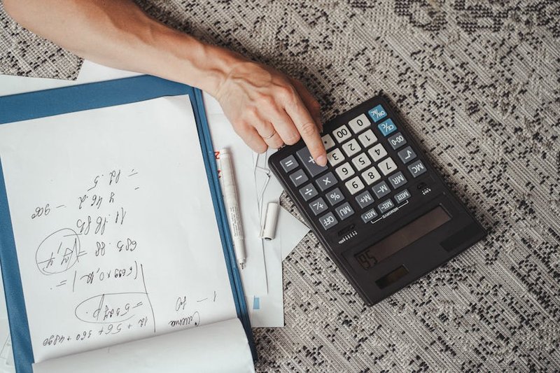 perhitungan bea cukai